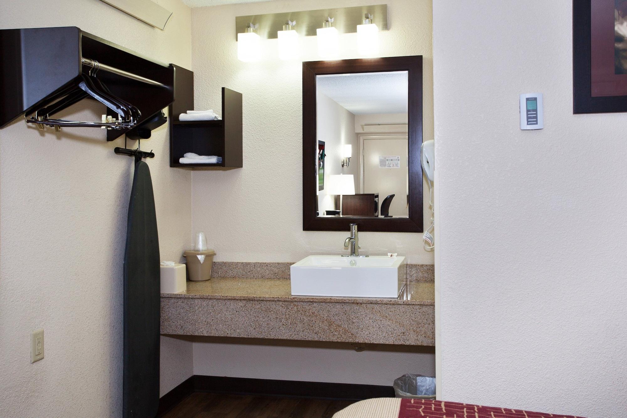 Red Roof Inn Plus+ Nashville Fairgrounds Екстериор снимка