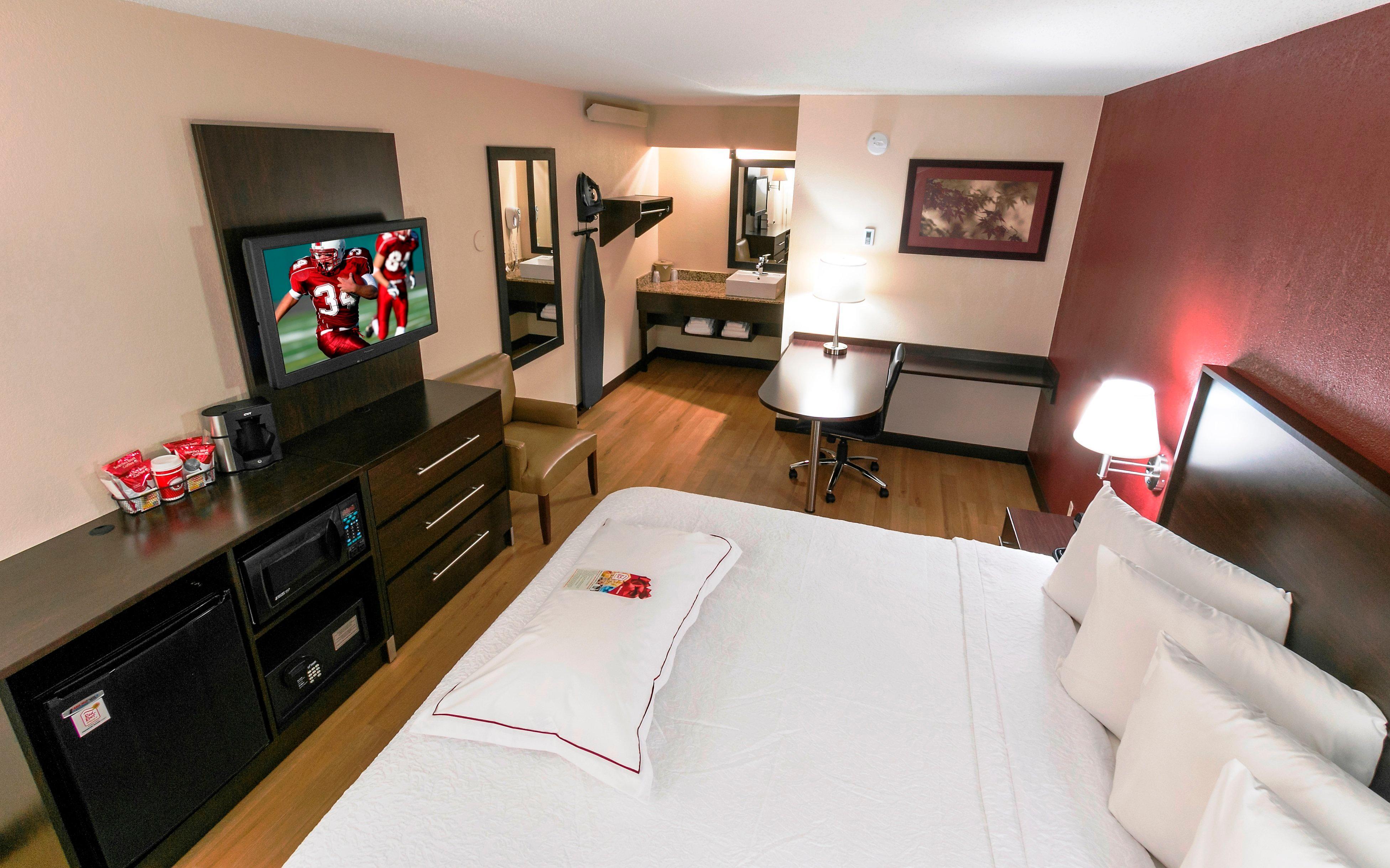 Red Roof Inn Plus+ Nashville Fairgrounds Екстериор снимка
